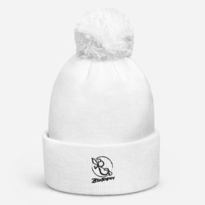 Pom pom white beanie
